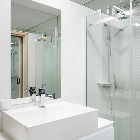 Kazimierz Charm - By Upstairs Krakkó