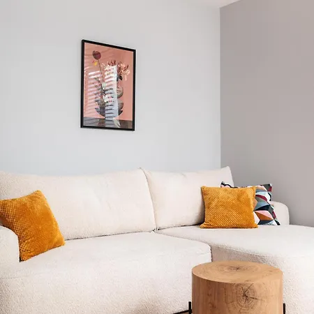 Kazimierz Charm - By Upstairs * Krakau